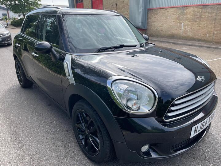 MINI Countryman 1.6 Cooper Euro 6 (s/s) 5dr MINI Countryman 1.6 Cooper Euro 6 (s/s) 5dr