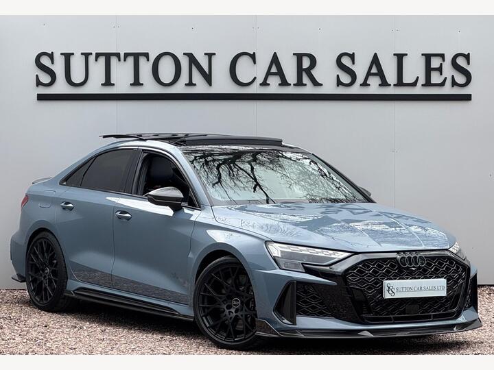 Audi RS3 2.5 TFSI Carbon Vorsprung S Tronic Quattro Euro 6 (s/s) 4dr