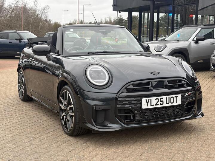 MINI Cooper Convertible 2.0C Sport Steptronic Euro 6 (s/s) 2dr