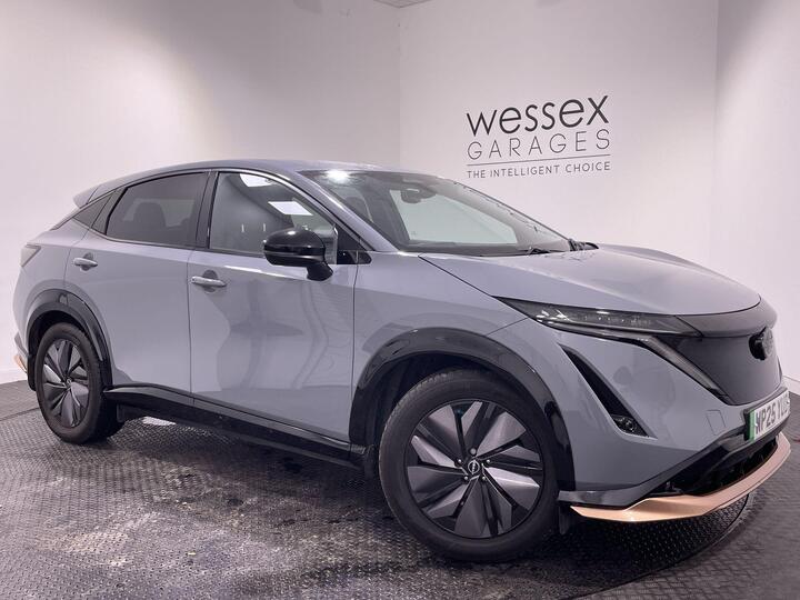 Nissan Ariya 87kWh Advance Auto E-4ORCE 5dr 22kW Charger Nissan Ariya 87kWh Advance Auto E-4ORCE 5dr 22kW Charger