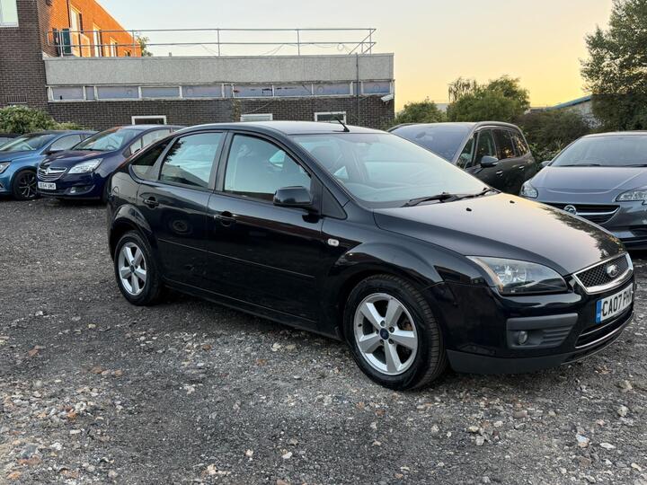 Ford Focus 1.6 Zetec Climate 5dr