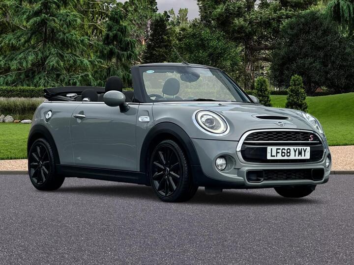 MINI Convertible 2.0 Cooper S Steptronic Euro 6 (s/s) 2dr