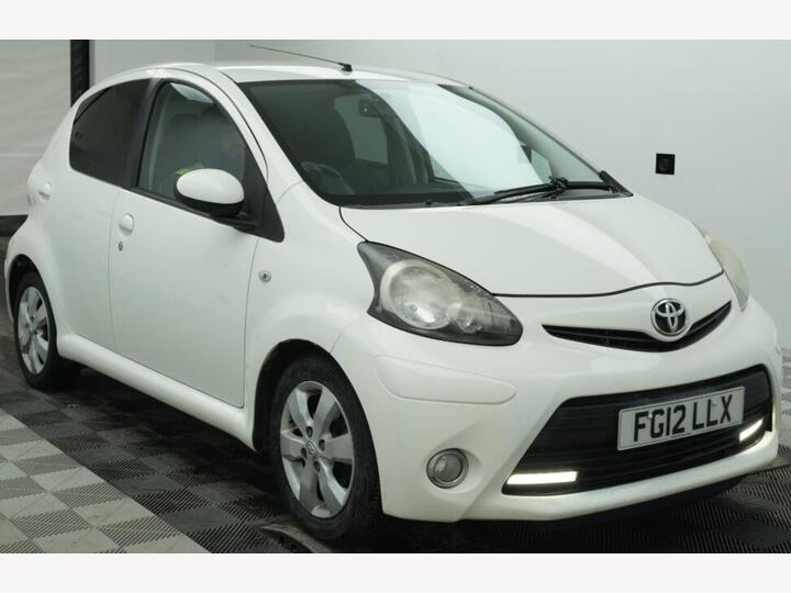 Toyota AYGO 1.0 VVT-i Fire Euro 5 5dr