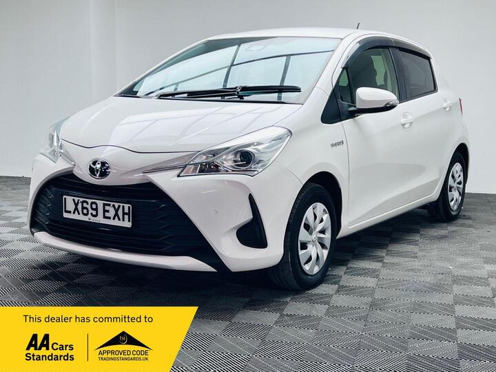 Toyota Yaris 1.5 VVT-h Active E-CVT Euro 6 (s/s) 5dr