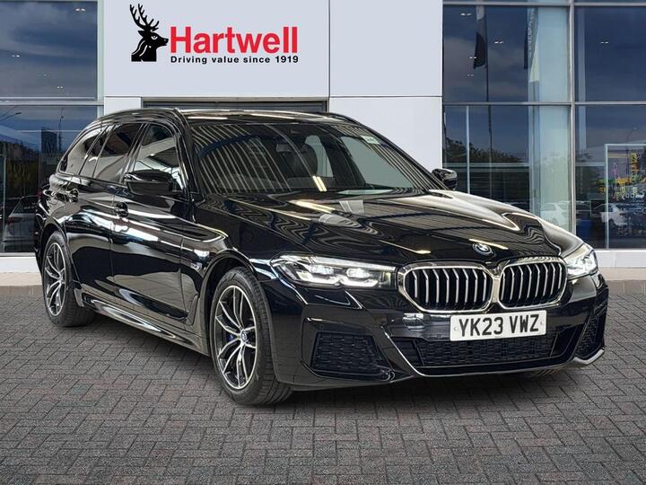 BMW 5 Series 2.0 530e 12kWh M Sport Touring Steptronic Euro 6 (s/s) 5dr BMW 5 Series 2.0 530e 12kWh M Sport Touring Steptronic Euro 6 (s/s) 5dr