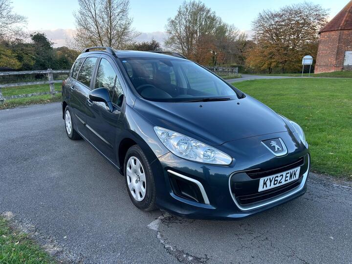 Peugeot 308 SW 1.6 E-HDi Access EGC Euro 5 (s/s) 5dr Peugeot 308 SW 1.6 E-HDi Access EGC Euro 5 (s/s) 5dr