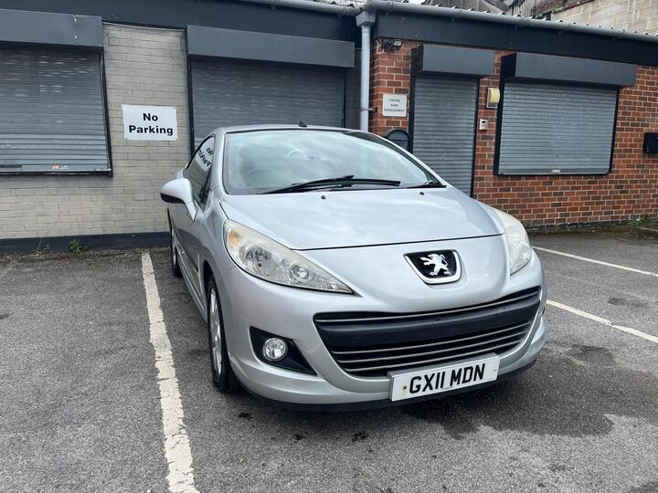 Peugeot 207 CC 1.6 VTi Sport Euro 5 2dr Peugeot 207 CC 1.6 VTi Sport Euro 5 2dr