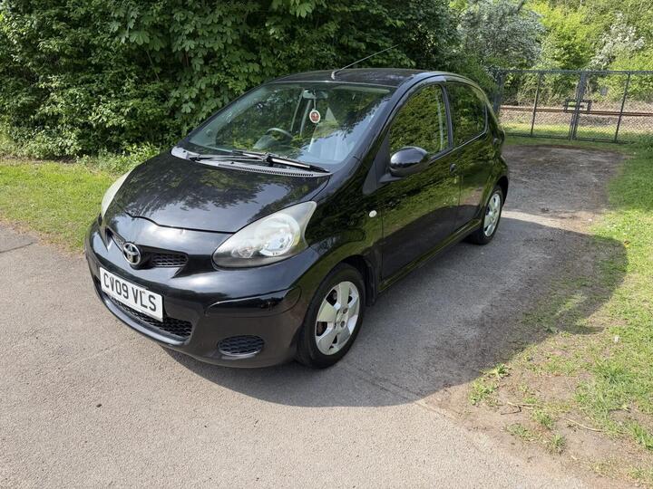 Toyota AYGO 1.0 VVT-i Black Euro 4 5dr (AC)