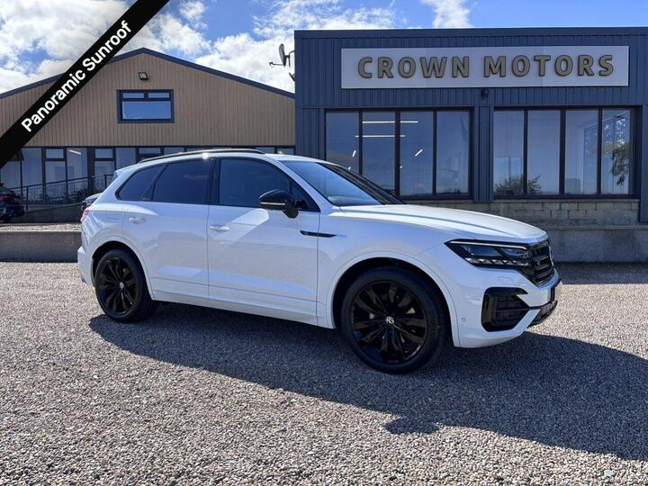Volkswagen Touareg 3.0 TDI V6 Black Edition Tiptronic 4Motion Euro 6 (s/s) 5dr