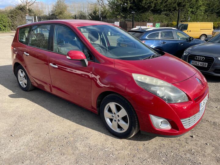 Renault Grand Scenic 1.5 DCi Dynamique TomTom Euro 5 5dr