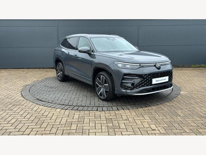 Volkswagen Tayron 1.5 TSI EHybrid 19.7kWh R-Line DSG Euro 6 (s/s) 5dr Volkswagen Tayron 1.5 TSI EHybrid 19.7kWh R-Line DSG Euro 6 (s/s) 5dr