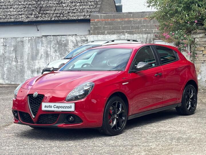 Alfa Romeo Giulietta 1.4 TB Sprint Euro 6 (s/s) 5dr Alfa Romeo Giulietta 1.4 TB Sprint Euro 6 (s/s) 5dr