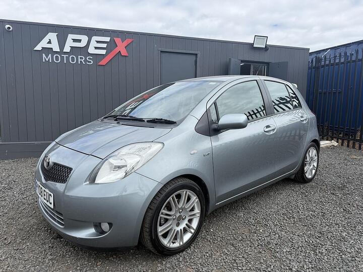 Toyota Yaris 1.4 D-4D SR 5dr