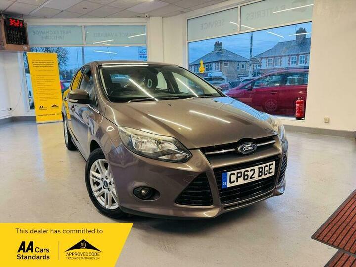 Ford Focus 1.0T EcoBoost Titanium Euro 5 (s/s) 5dr