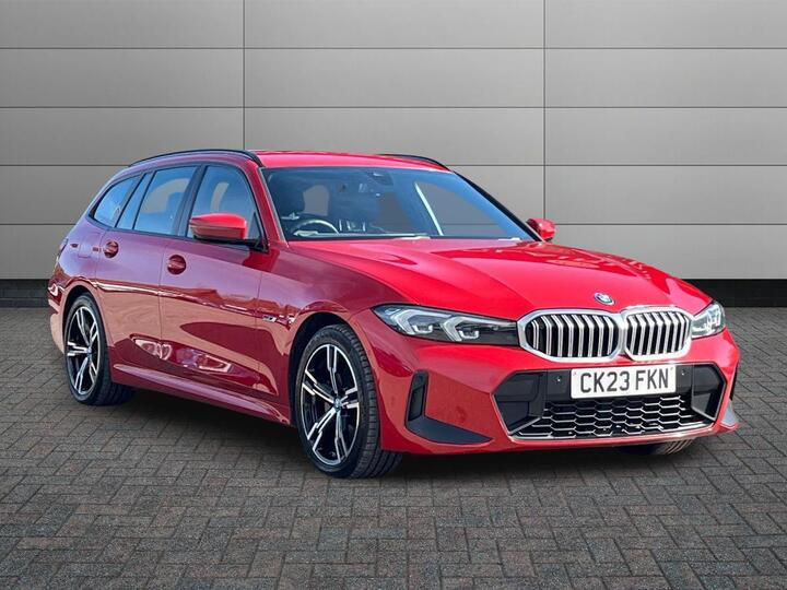 BMW 3 Series 2.0 330e 12kWh M Sport Touring Auto Euro 6 (s/s) 5dr BMW 3 Series 2.0 330e 12kWh M Sport Touring Auto Euro 6 (s/s) 5dr