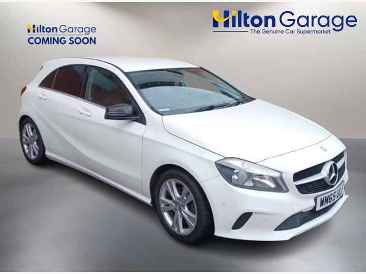 Mercedes-Benz C-CLASS 2.1 C250d AMG Line (Premium) 7G-Tronic+ Euro 6 (s/s) 4dr