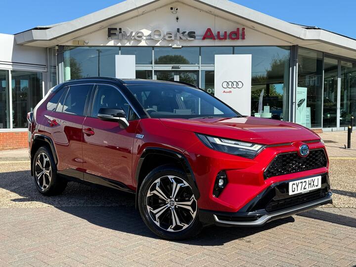 Toyota RAV4 2.5 VVT 18.1kWh Dynamic CVT 4WD Euro 6 (s/s) 5dr Toyota RAV4 2.5 VVT 18.1kWh Dynamic CVT 4WD Euro 6 (s/s) 5dr