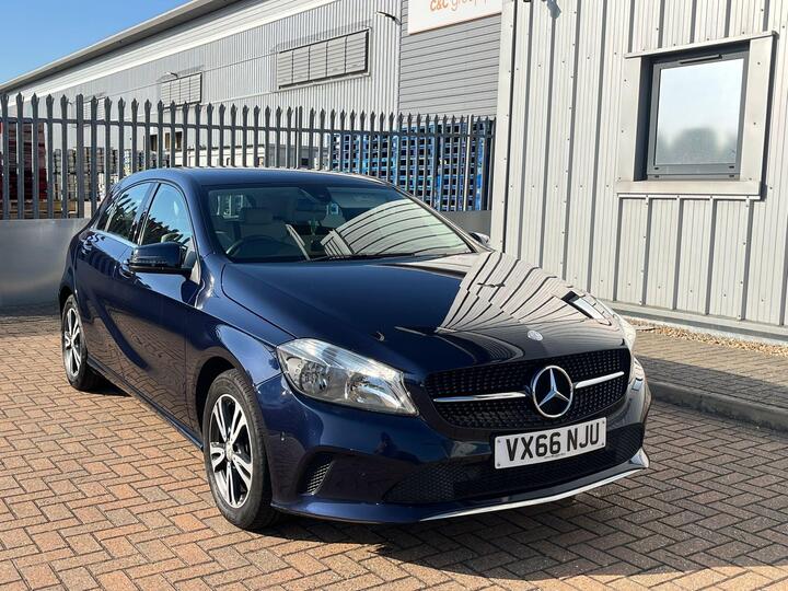 Mercedes-Benz A Class 1.5 A180d SE (Executive) 7G-DCT Euro 6 (s/s) 5dr