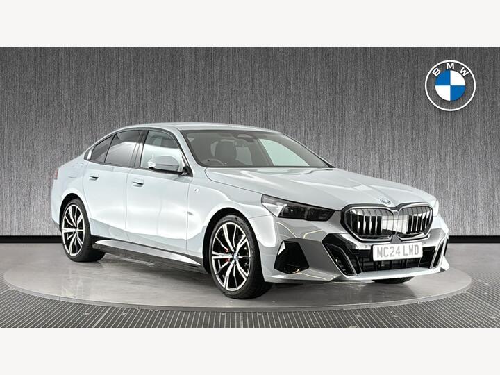 BMW 5 Series 2.0 530e 22.1kWh M Sport Pro Steptronic Euro 6 (s/s) 4dr