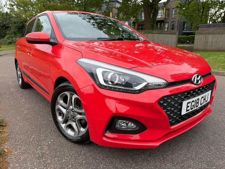 Hyundai I20 1.2 Premium Nav Euro 6 (s/s) 5dr Hyundai I20 1.2 Premium Nav Euro 6 (s/s) 5dr