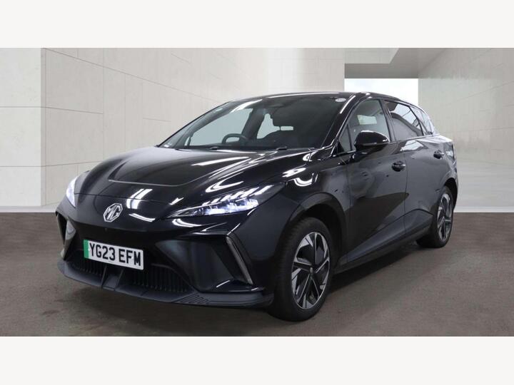 MG 4 64kWh Trophy Long Range Auto 5dr