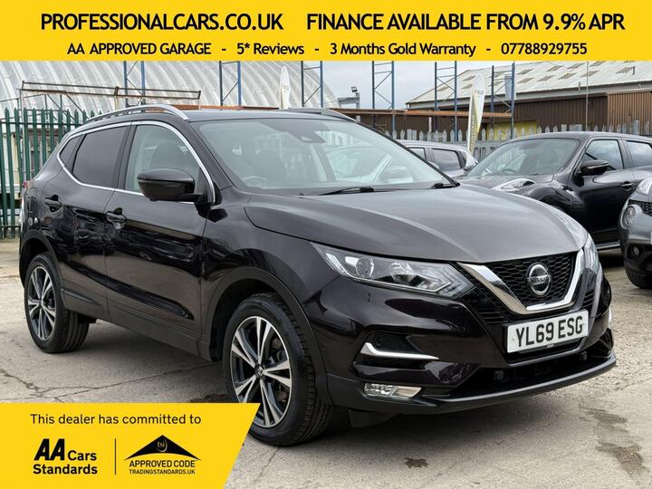 Nissan Qashqai 1.3 DIG-T N-Connecta Euro 6 (s/s) 5dr