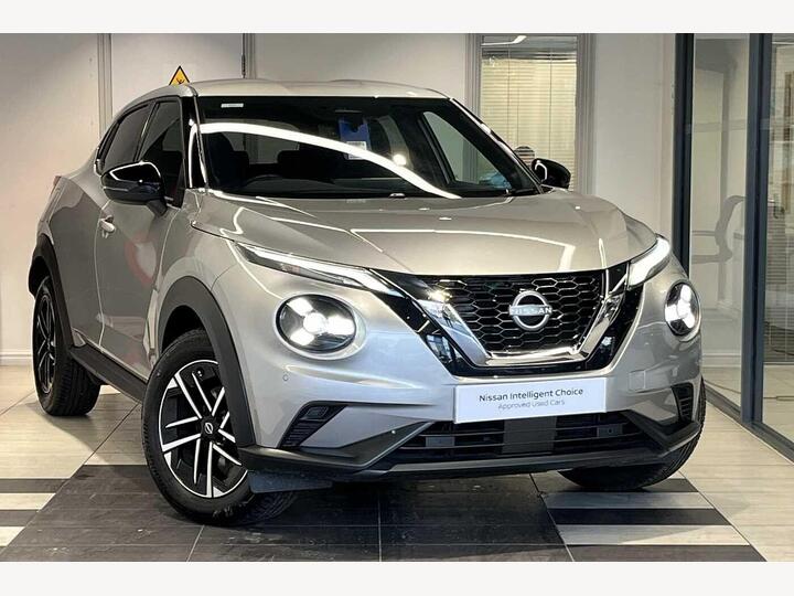 Nissan Juke 1.0 DIG-T N-Connecta Euro 6 (s/s) 5dr