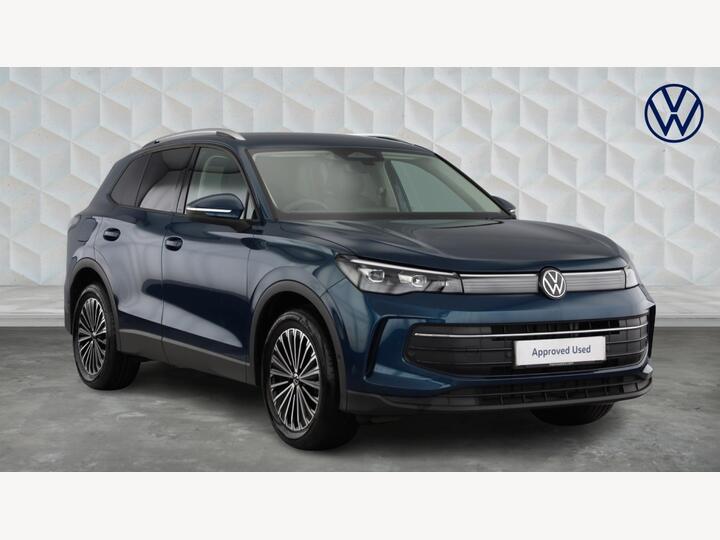 Volkswagen Tiguan 1.5 ETSI MHEV Match DSG Euro 6 (s/s) 5dr Volkswagen Tiguan 1.5 ETSI MHEV Match DSG Euro 6 (s/s) 5dr