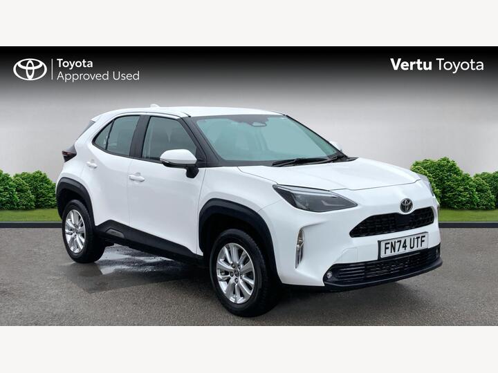 Toyota Yaris Cross 1.5 VVT-h Icon E-CVT Euro 6 (s/s) 5dr Toyota Yaris Cross 1.5 VVT-h Icon E-CVT Euro 6 (s/s) 5dr