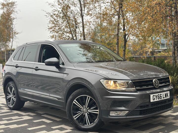 Volkswagen Tiguan 2.0 TDI BlueMotion Tech SE Navigation DSG 4Motion Euro 6 (s/s) 5dr