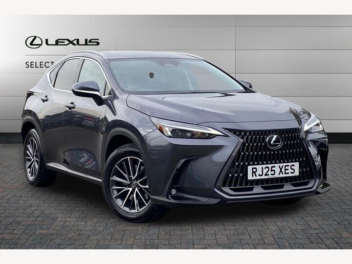 Lexus NX 2.5 450h+ 18.1kWh Premium E-CVT 4WD Euro 6 (s/s) 5dr
