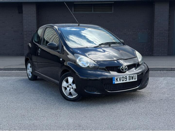 Toyota AYGO 1.0 VVT-i Black Euro 4 3dr (AC)