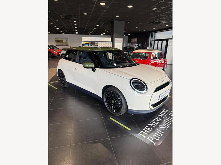 MINI Electric Cooper SE 54.2kWh Paul Smith Edition Auto 3dr
