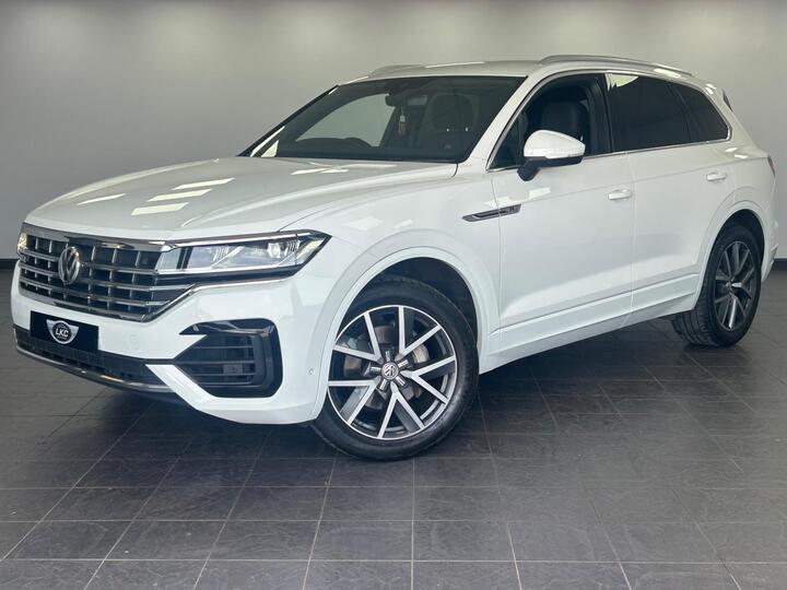 Volkswagen Touareg 3.0 TDI V6 R-Line Tech Tiptronic 4Motion Euro 6 (s/s) 5dr