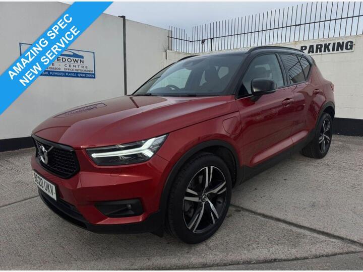 Volvo XC40 1.5h T5 Twin Engine Recharge 10.7kWh R-Design Auto Euro 6 (s/s) 5dr
