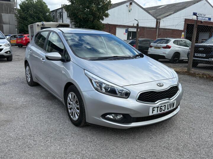 Kia Ceed 1.4 CRDi 1 Euro 5 5dr
