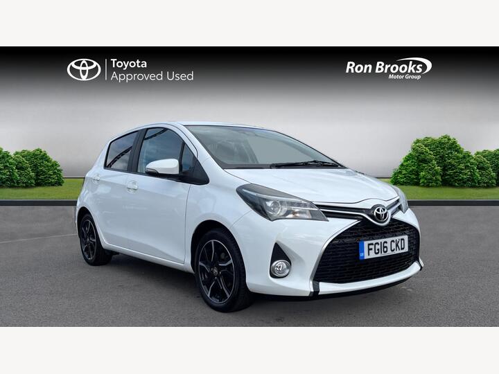 Toyota Yaris 1.33 Dual VVT-i Design Euro 6 5dr (Safety Sense)