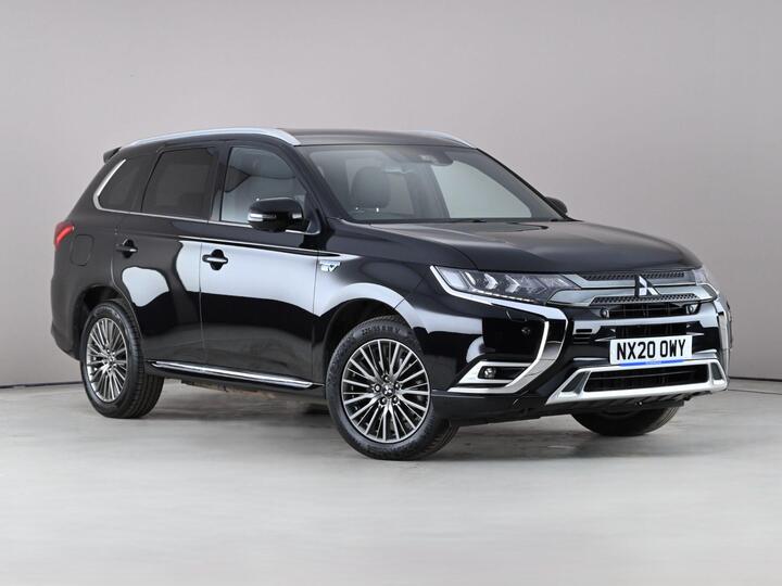 Mitsubishi Outlander 2.4h TwinMotor 13.8kWh Exceed Safety CVT 4WD Euro 6 (s/s) 5dr Mitsubishi Outlander 2.4h TwinMotor 13.8kWh Exceed Safety CVT 4WD Euro 6 (s/s) 5dr