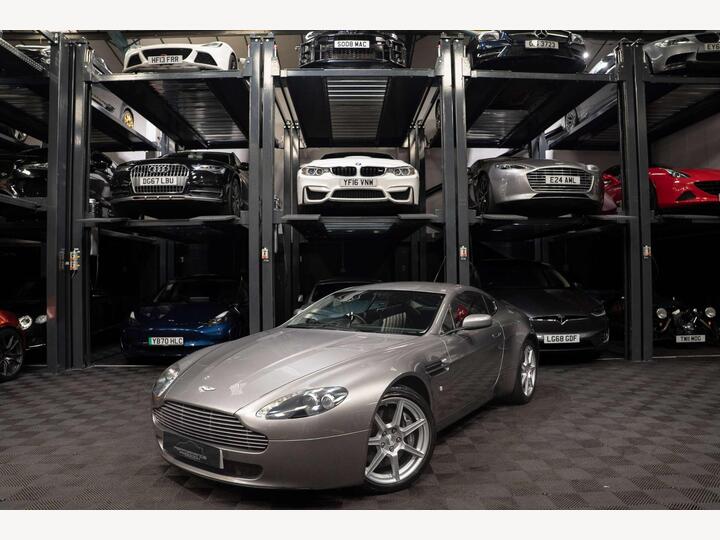 Aston Martin VANTAGE 4.3 V8 Euro 4 2dr