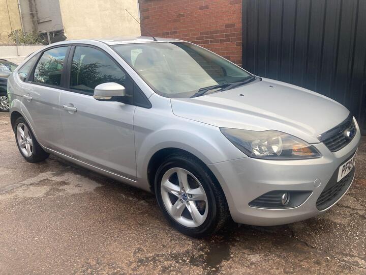 Ford Focus 1.6 Zetec 5dr