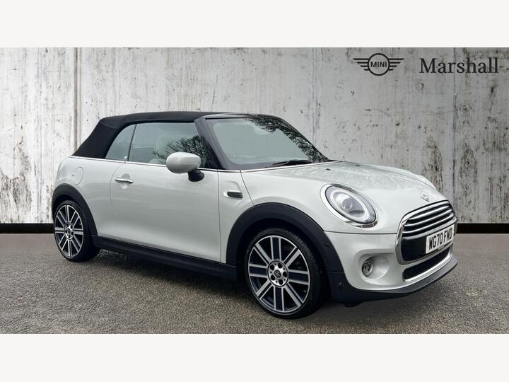 MINI Convertible 1.5 Cooper Exclusive Euro 6 (s/s) 2dr MINI Convertible 1.5 Cooper Exclusive Euro 6 (s/s) 2dr