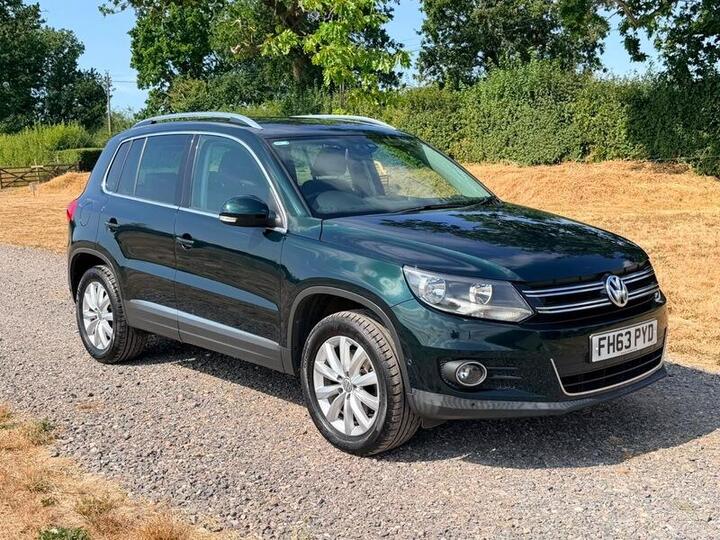 Volkswagen Tiguan 2.0 TDI BlueMotion Tech Match 4WD Euro 5 (s/s) 5dr