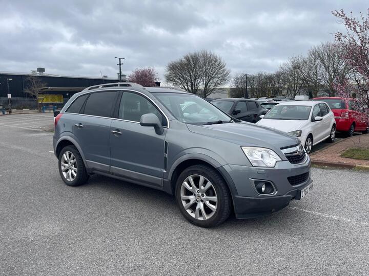 Vauxhall Antara 2.2 CDTi SE Auto 4WD Euro 5 5dr (SNav) Vauxhall Antara 2.2 CDTi SE Auto 4WD Euro 5 5dr (SNav)