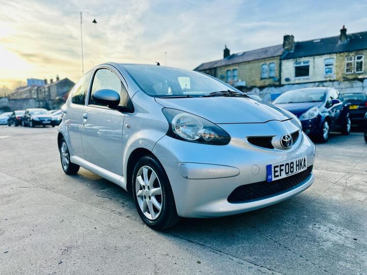 Toyota AYGO 1.0 VVT-i Platinum Euro 4 5dr