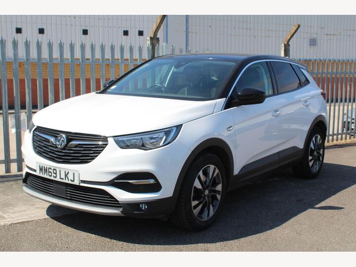 Vauxhall Grandland X 1.2 Turbo SRi Nav Euro 6 (s/s) 5dr