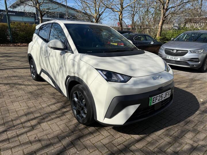 BYD Dolphin Surf 43.2kWh Comfort Auto 5dr BYD Dolphin Surf 43.2kWh Comfort Auto 5dr