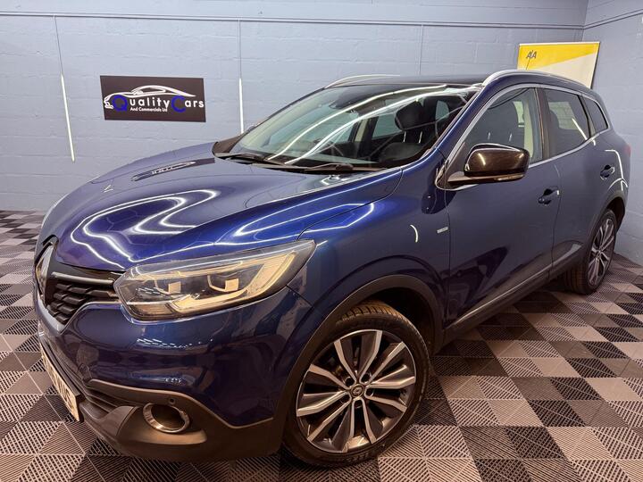Renault Kadjar 1.5 DCi Signature Nav Euro 6 (s/s) 5dr Renault Kadjar 1.5 DCi Signature Nav Euro 6 (s/s) 5dr