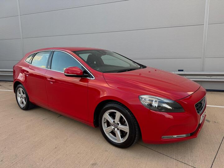 Volvo V40 1.6 T3 SE Euro 5 (s/s) 5dr