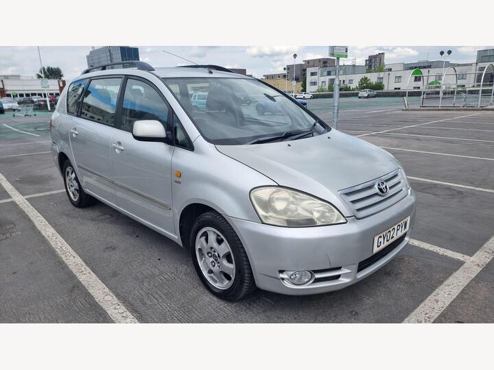 Toyota Avensis Verso 2.0 VVT-i GLS 5dr