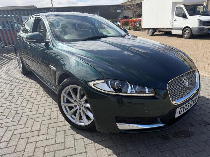 Jaguar XF 2.2d Premium Luxury Auto Euro 5 (s/s) 4dr